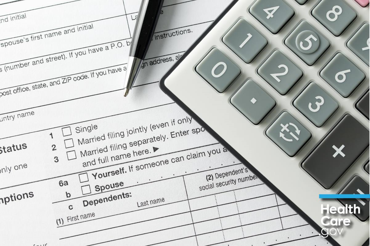 Image: Tax form and calculator to beat deadline to file taxes 2016
